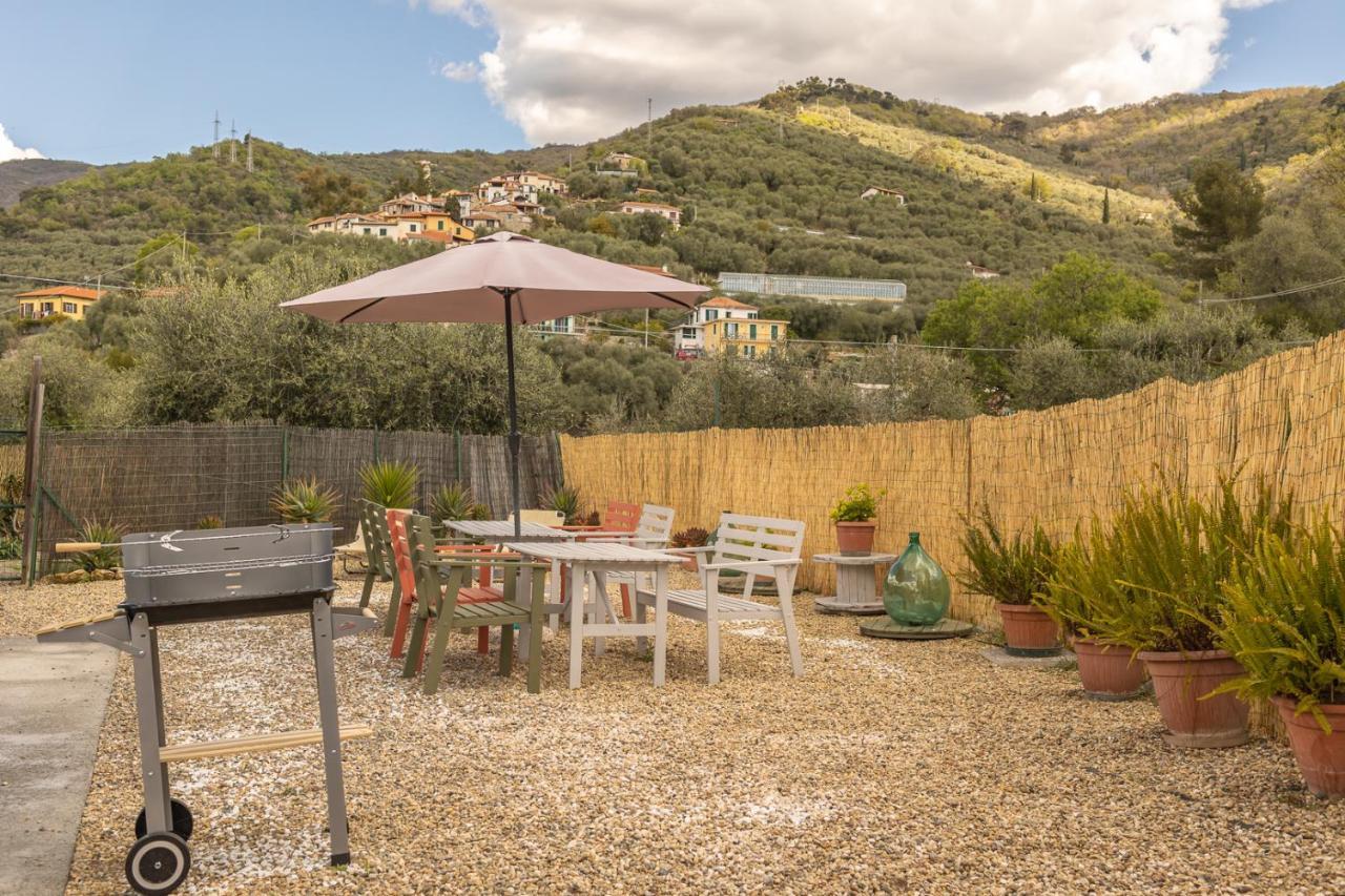Villa Veggia Butega Diano San Pietro Esterno foto